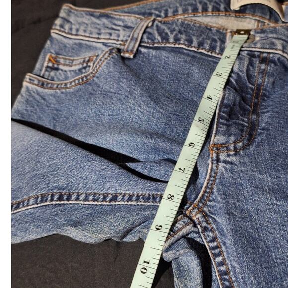 GAP Ultra Low Rise Jeans Women's 12 Straight Leg Medium Wash Classic Normcore - Picture 6 of 8